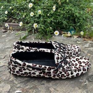Tods Made in Italy Leopard Print Loafers with Bows